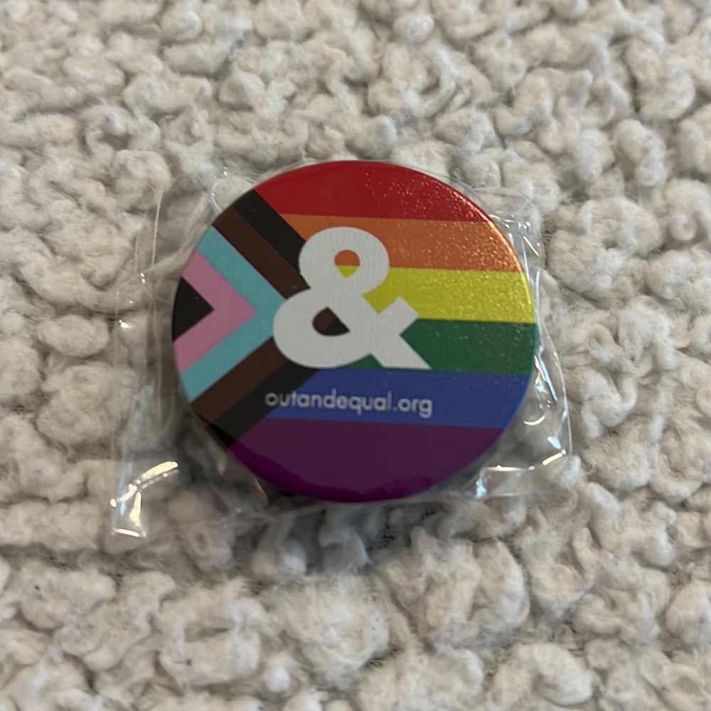Out & Equal Phone Grip 🌈